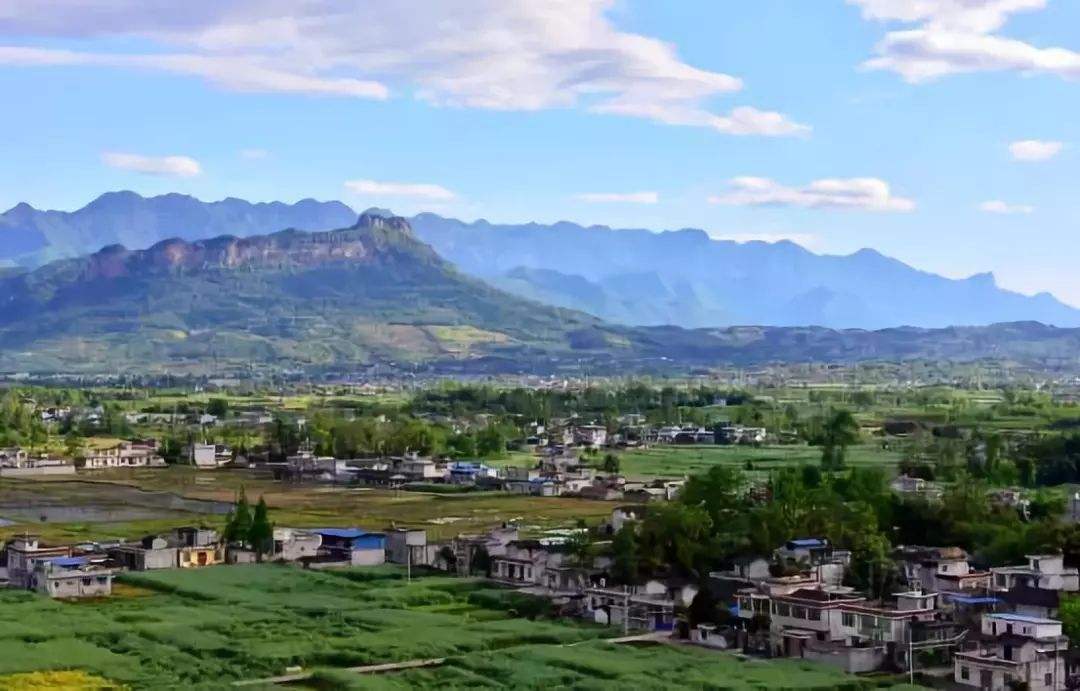 四川各地市產(chǎn)業(yè)規(guī)劃出爐，南充將以電子信息等四項為主