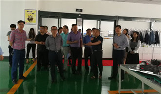 我院課題組赴漣源市開(kāi)展《婁底資源型城市轉(zhuǎn)型升級(jí)，深化供給側(cè)結(jié)構(gòu)性改革》